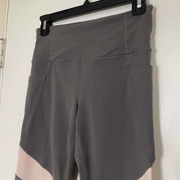 ATHLETA High rise salutation pink and gray athletica workout leggings size Small - Picture 2 of 6